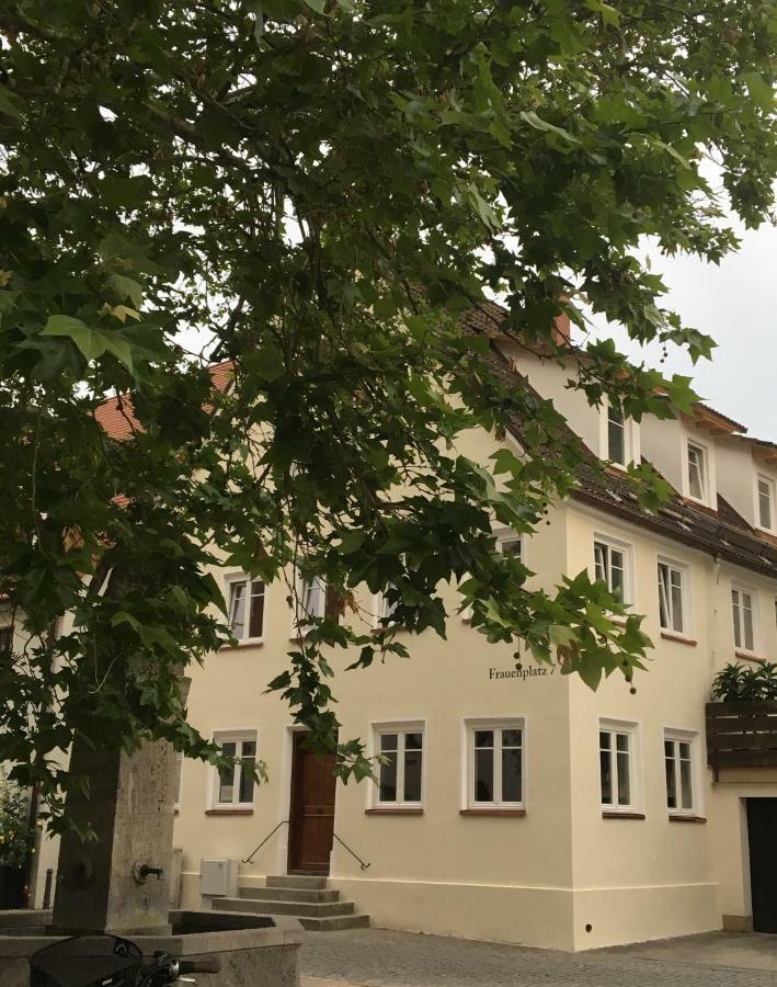 Gaestehaus An Der Frauenkirche 金茨堡 外观 照片